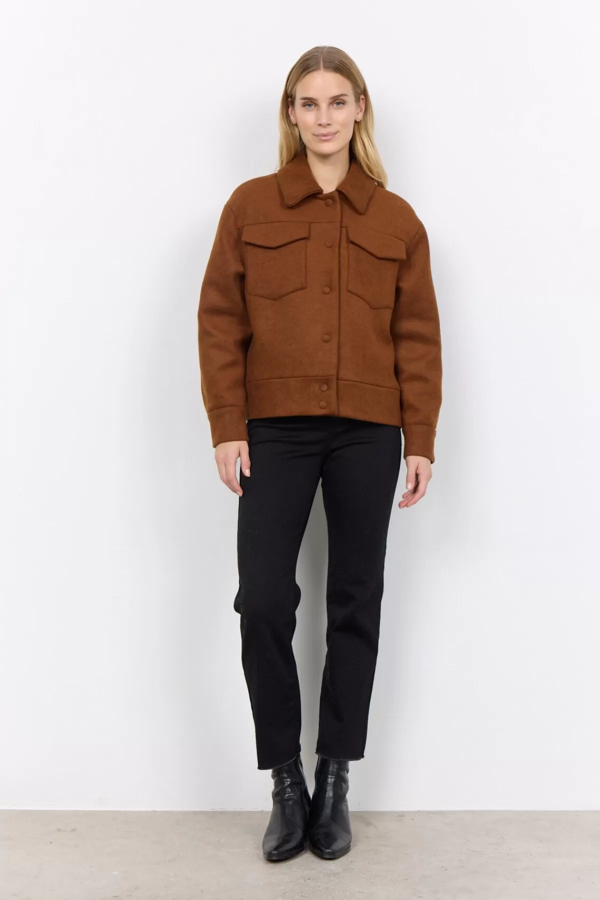 Soyaconcept Outerwear-SC-ASTA 7 Jacket Brown