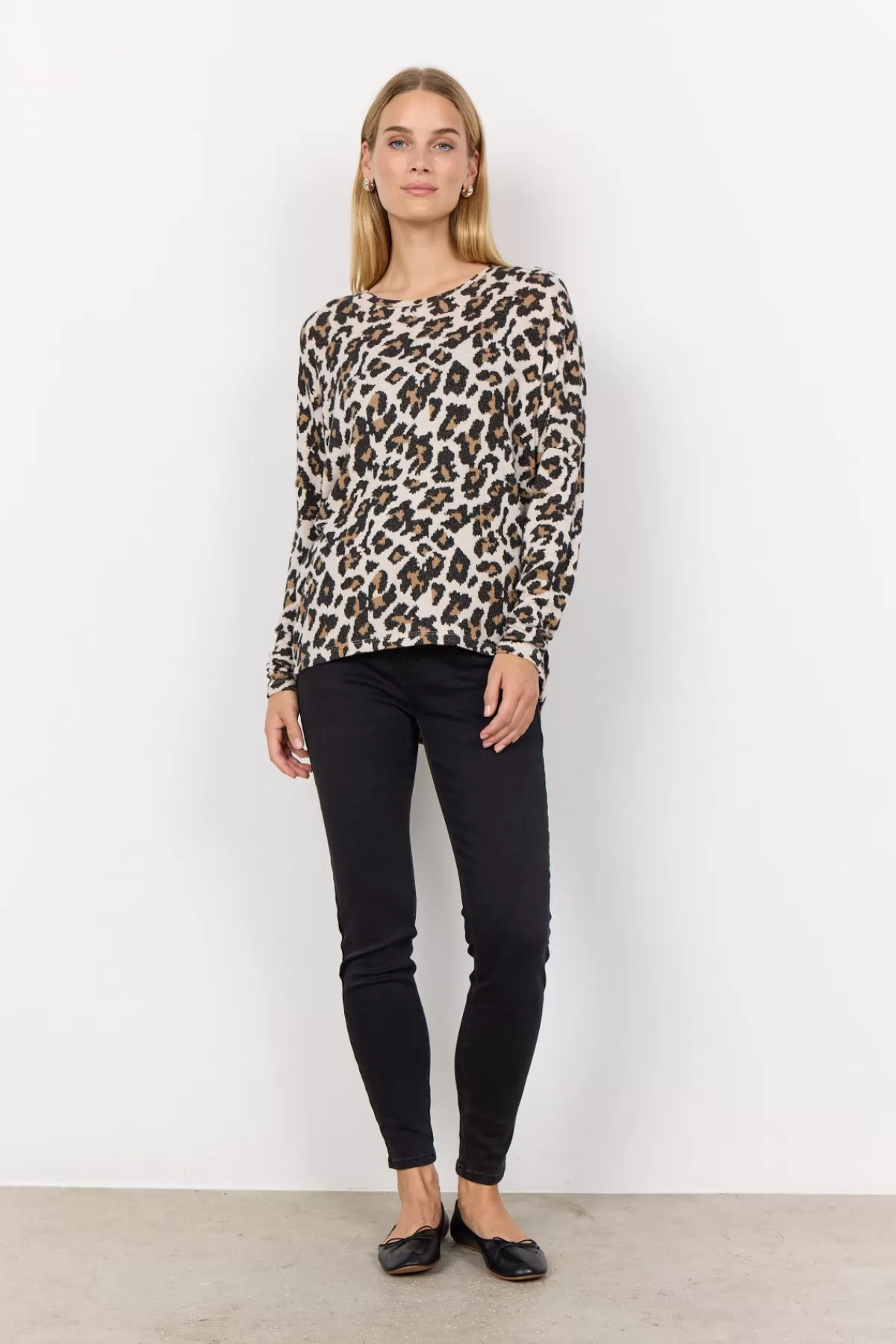 Soyaconcept Blouses And Shirts | Comfy-SC-BIARA AOP 138 Blouse Light sand