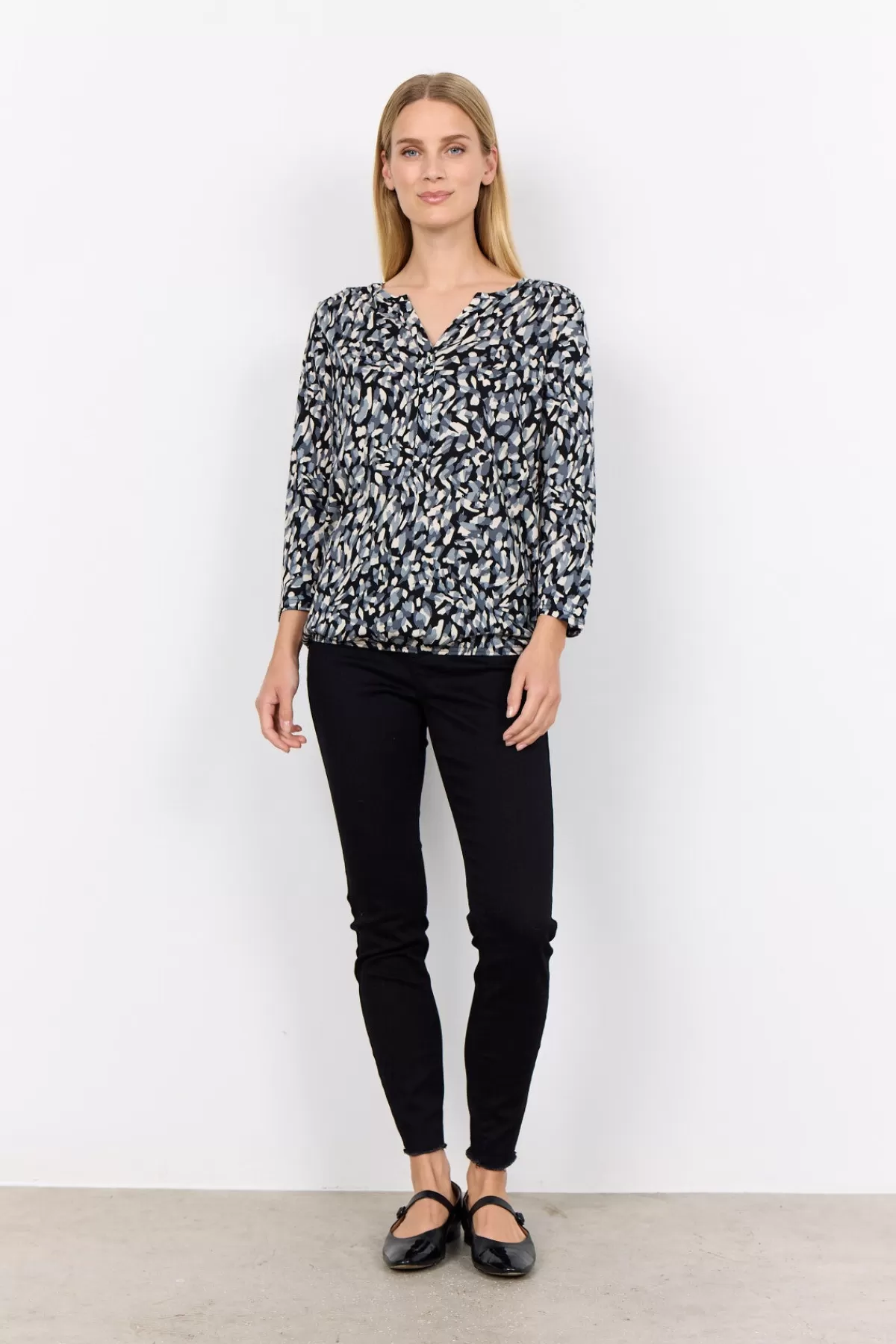 Soyaconcept T-Shirts And Tops-SC-FELICITY AOP 474 T-shirt Black