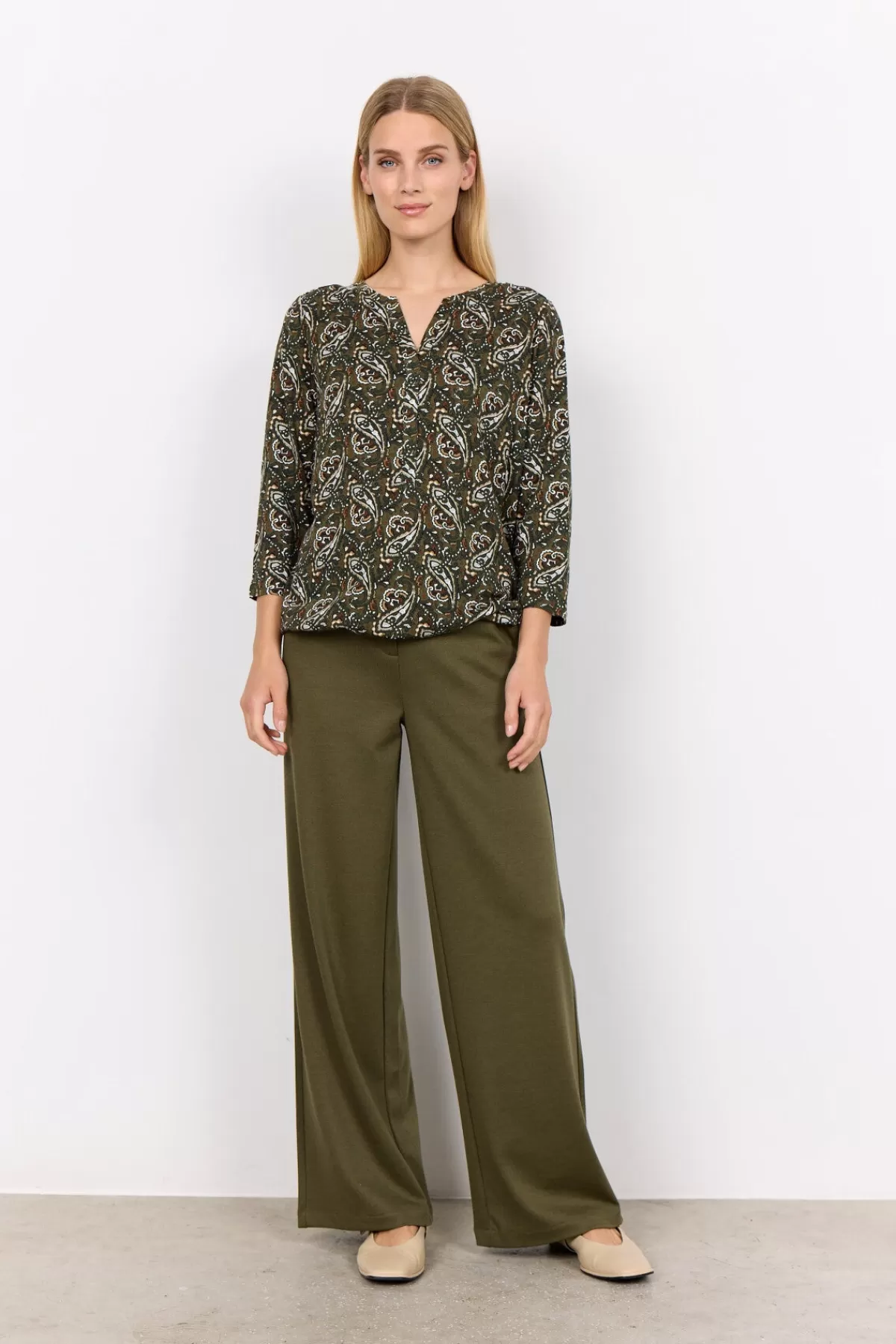 Soyaconcept T-Shirts And Tops-SC-FELICITY AOP 476 T-shirt Olive