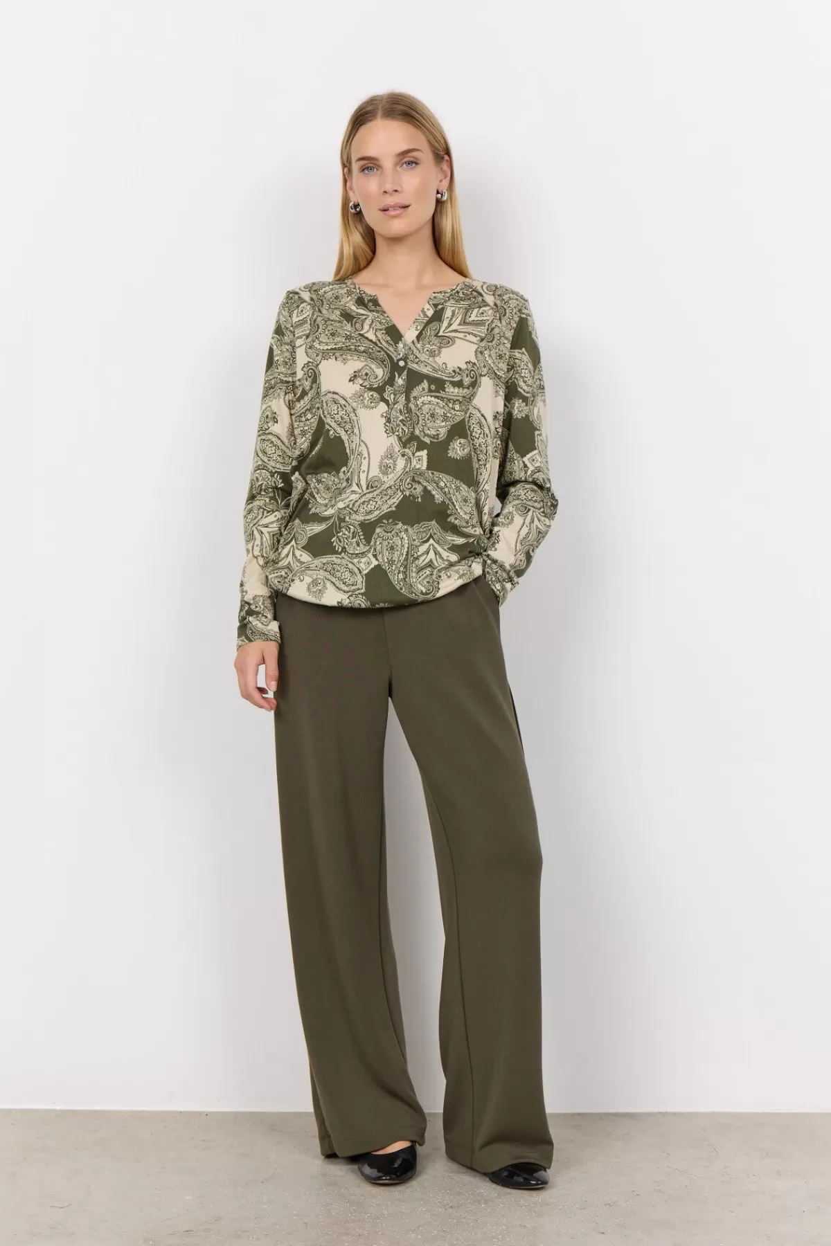 Soyaconcept Blouses And Shirts-SC-FELICITY AOP 483 Blouse Dark green