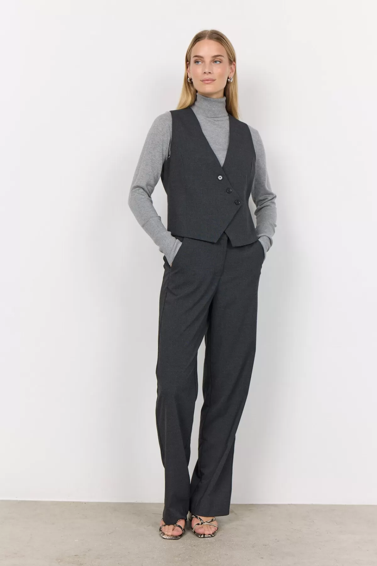 Soyaconcept Blazers-SC-FRANKIE 4 Waistcoat Dark grey