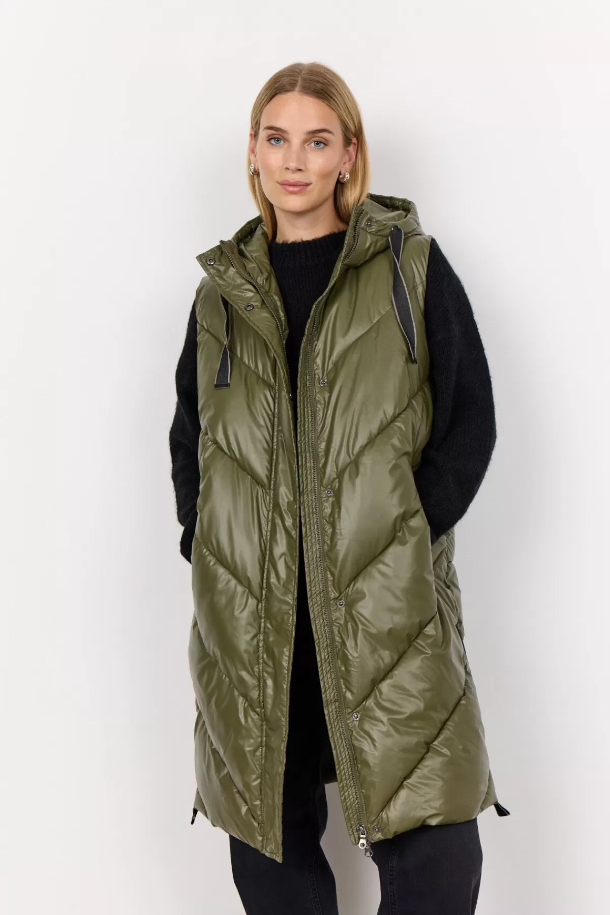 Soyaconcept Outerwear-SC-FRESIA 1 Waistcoat Olive