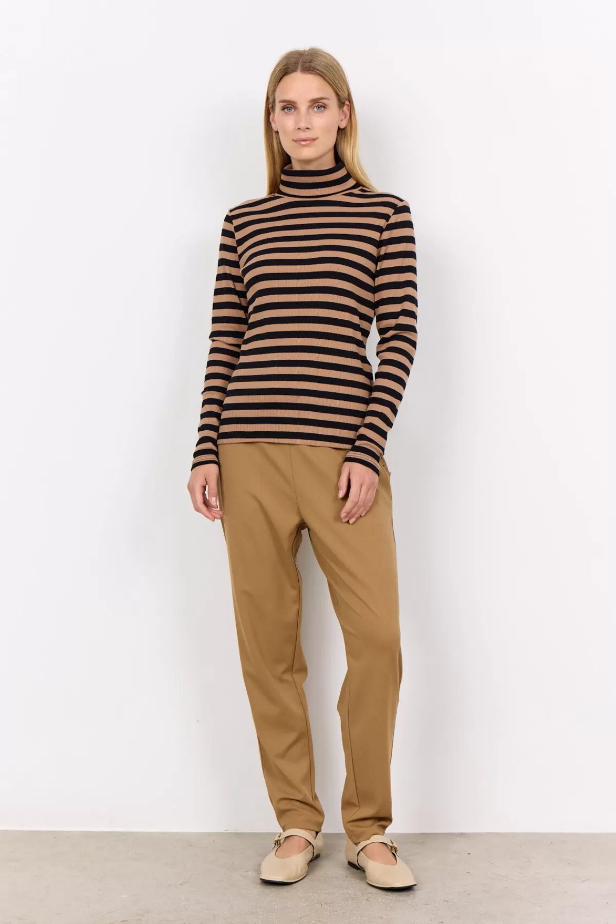 Soyaconcept T-Shirts And Tops-SC-IRIDI 2 T-shirt Camel