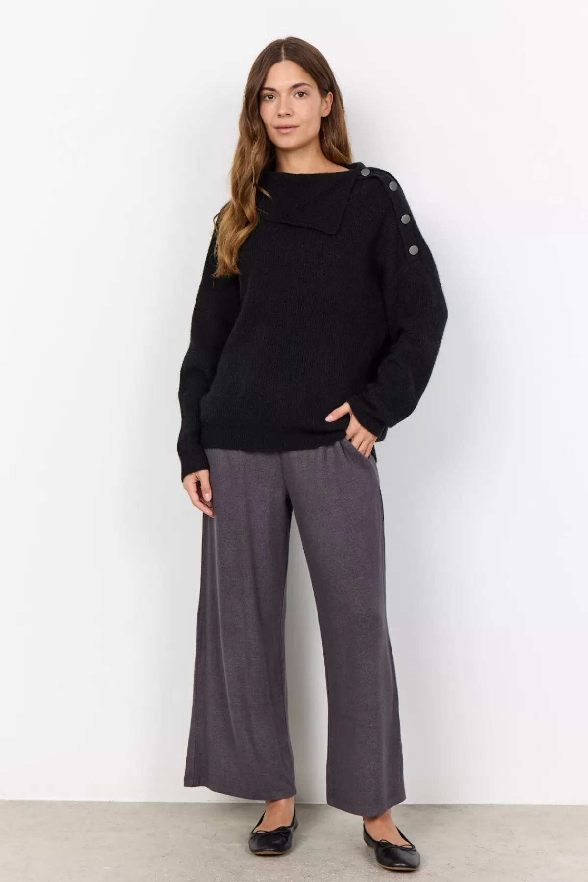 Soyaconcept Knitwear-SC-NESSIE 62 Pullover Black