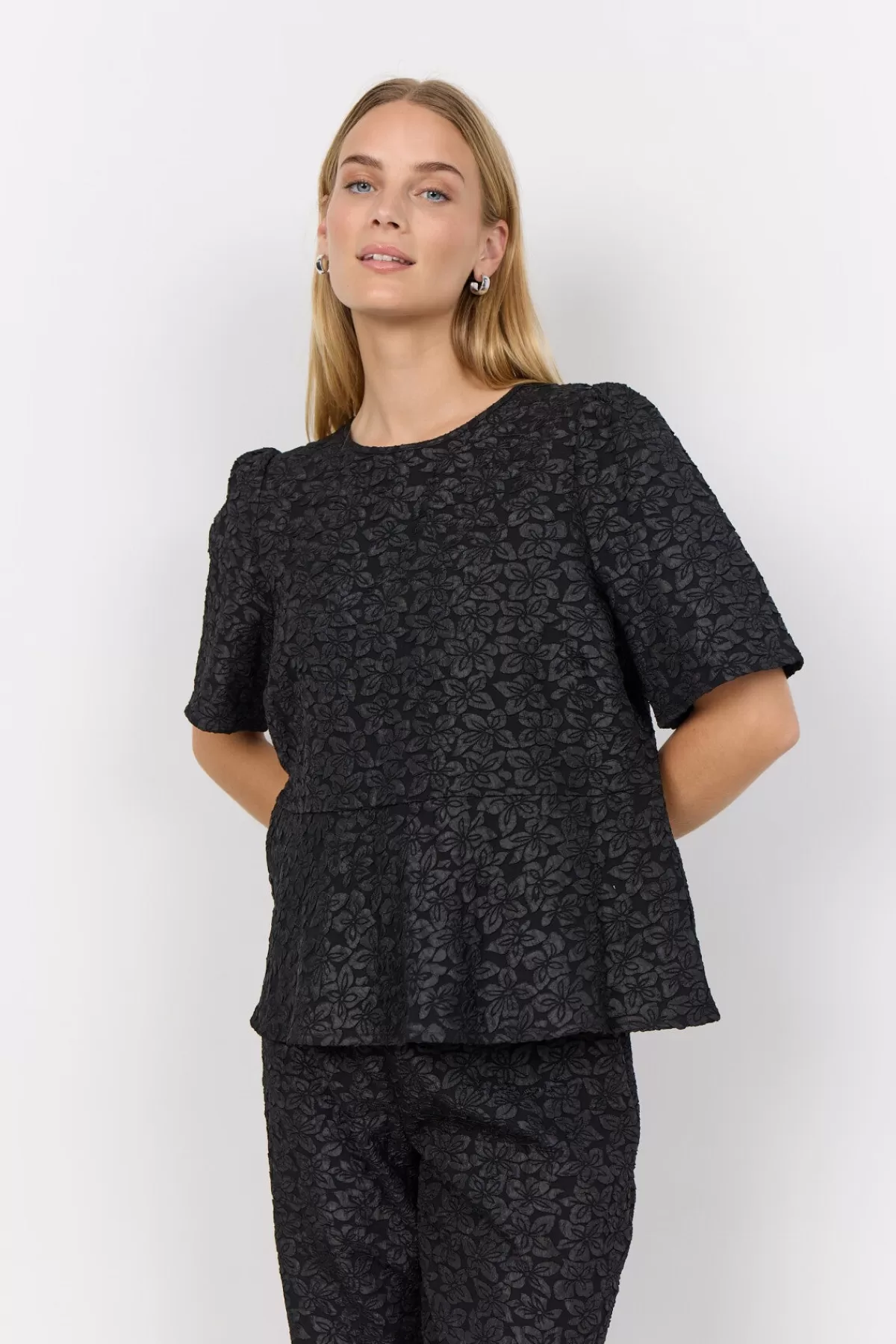 Soyaconcept Blouses And Shirts-SC-NILDA 1 T-shirt Black