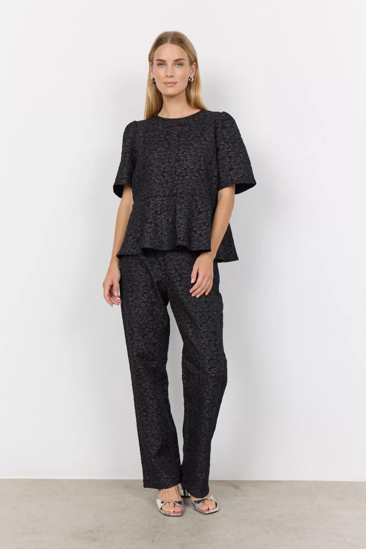 Soyaconcept Blouses And Shirts-SC-NILDA 1 T-shirt Black