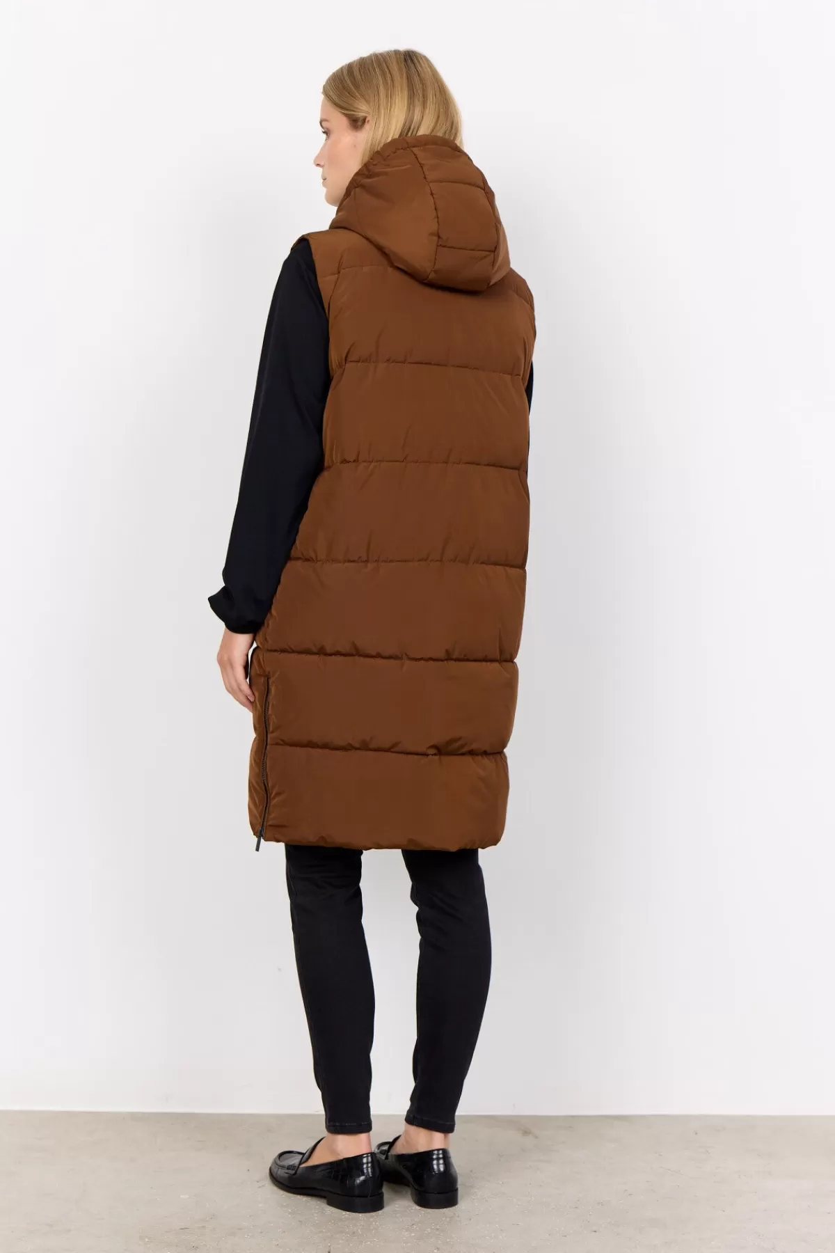 Soyaconcept Outerwear-SC-NINA 27 Waistcoat Brown